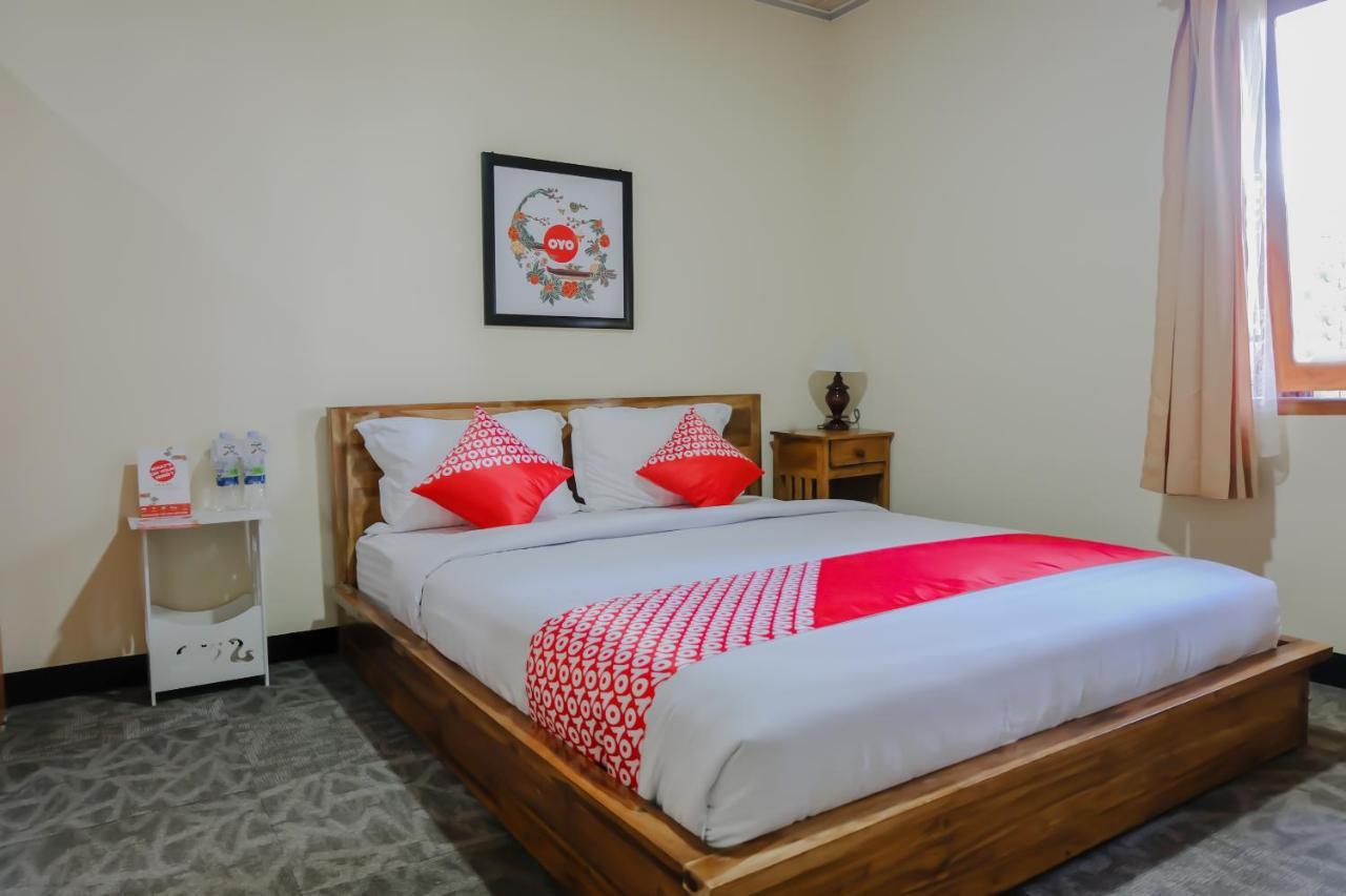 Magetan Oyo 1175 Oemah Djowo Resort מראה חיצוני תמונה